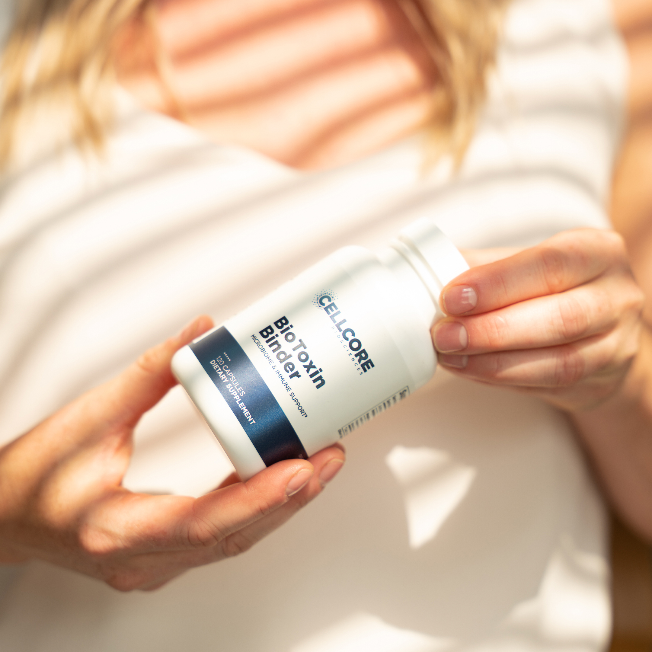 CellCore BioToxin Binder promotes the body’s natural ability to detoxify and lends increased support to the gut microbiome, which optimizes immunity and digestive functions.