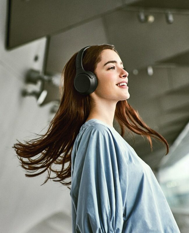 Sony WH-XB700 bluetooth wireless headphones technical specifications.