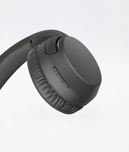 Sony WH-XB700 bluetooth wireless headphones with exceptional bass for deep punchy sound.