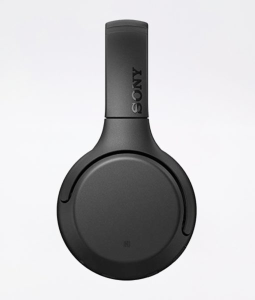 Sony WH-XB700 bluetooth wireless headphones with exceptional bass for deep punchy sound.