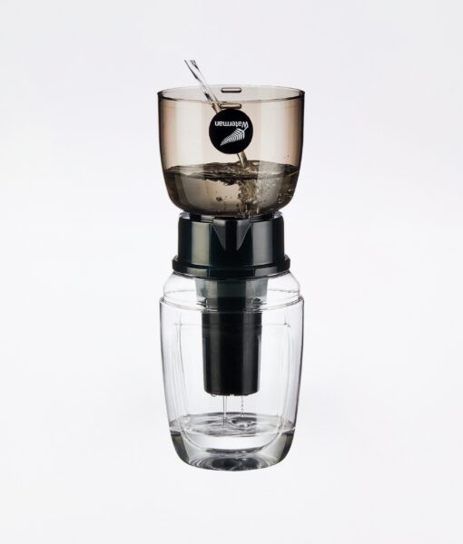 Waterman H2Go Portable Water Filter re-mineralizes and ionizes ordinary tap water while filtering out up to 99.99% fluoride and most other harmful toxic contaminants like chlorine, chemicals, heavy metals & bacteria.